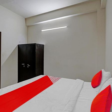 Hotel O Vrinda Residency Noida Kültér fotó