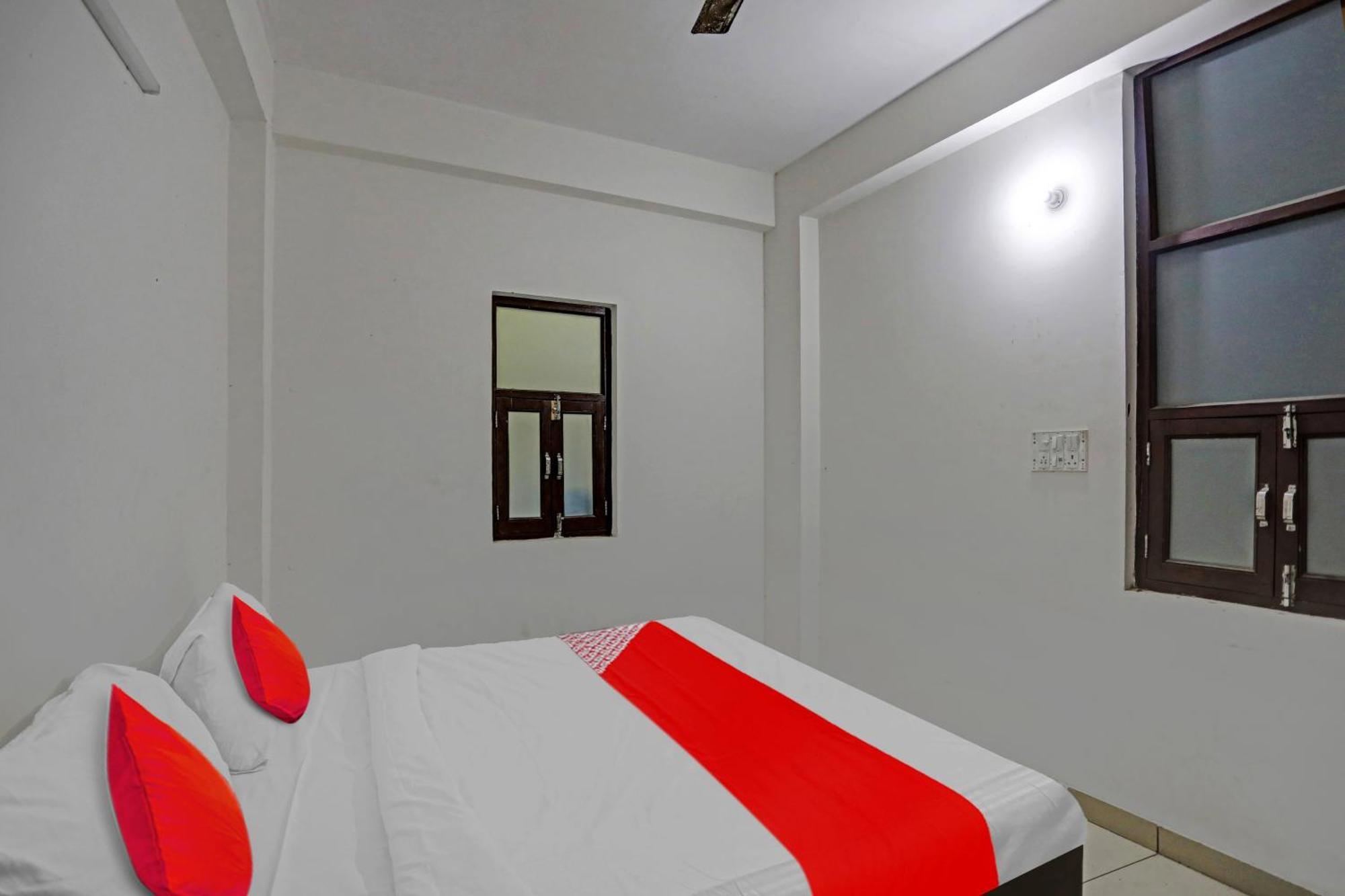 Hotel O Vrinda Residency Noida Kültér fotó