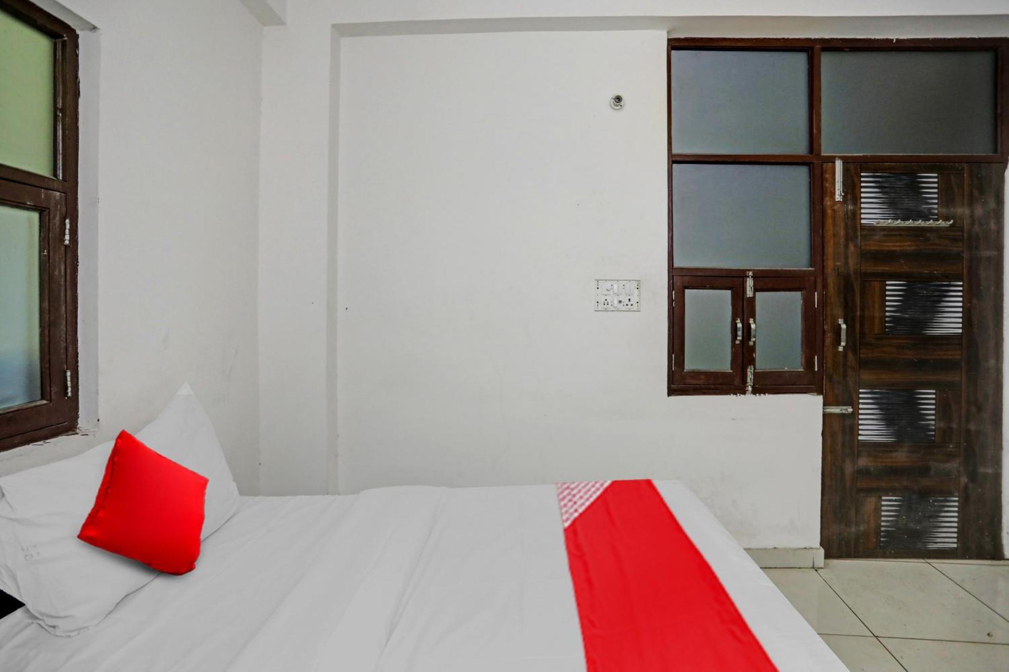Hotel O Vrinda Residency Noida Kültér fotó